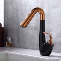 Tyylikäs Swan Brass...