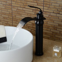 Waterfall Oil -hierottu...