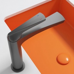 Gunmetal-Harmaa...